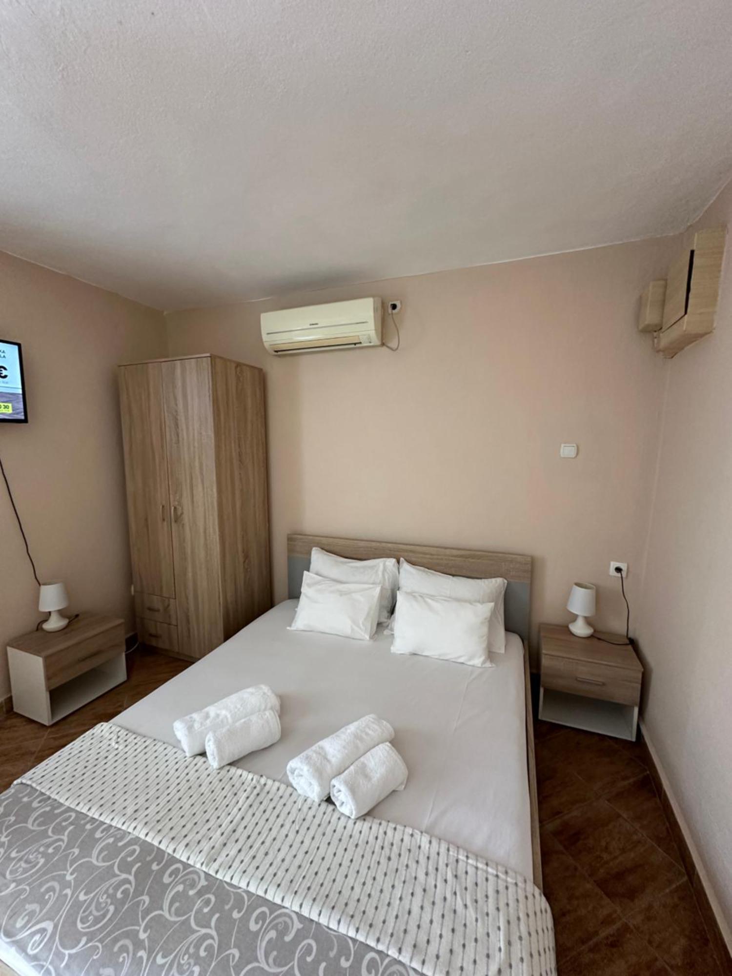Apartman Nina 里桑 外观 照片