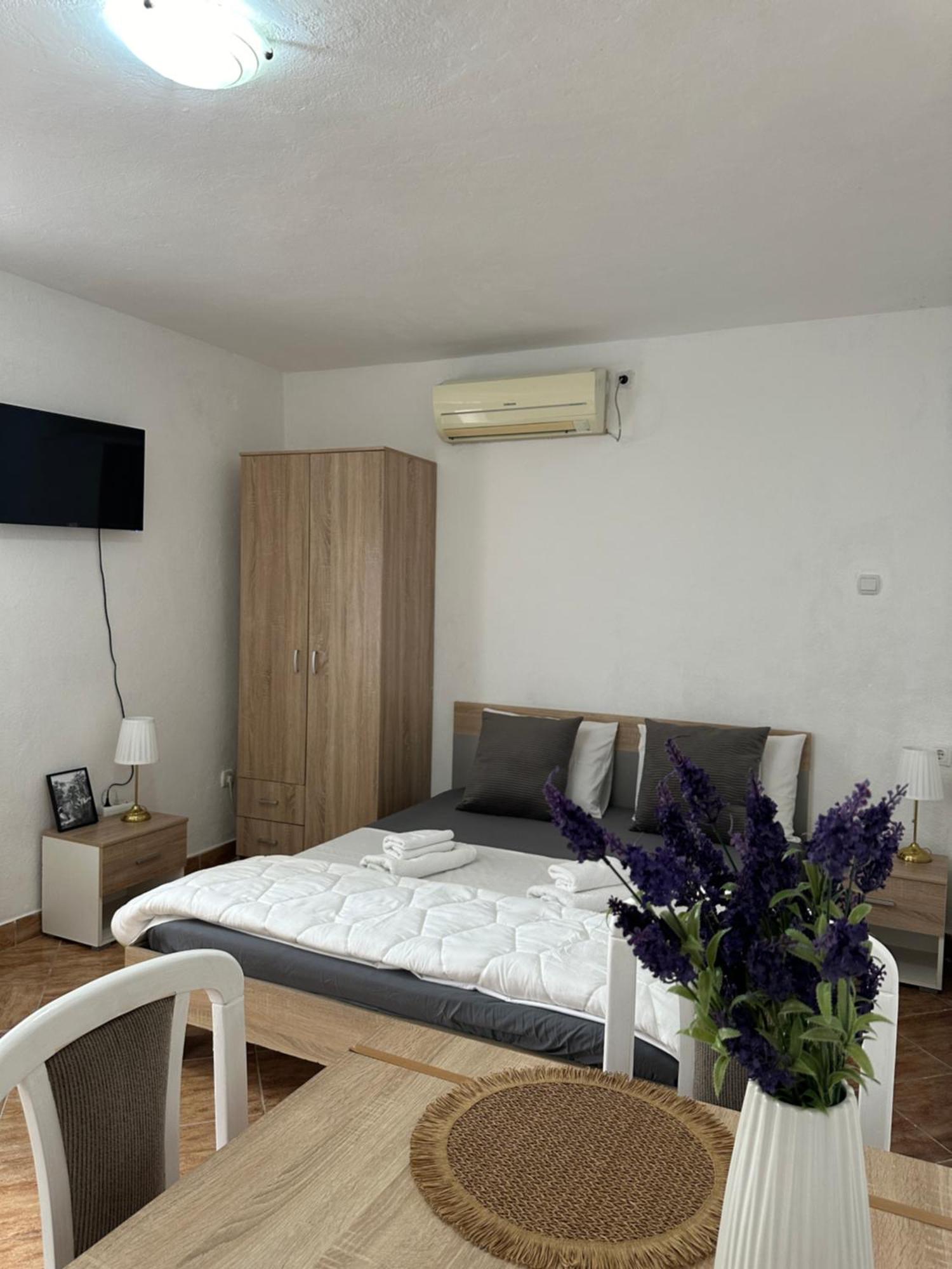 Apartman Nina 里桑 外观 照片